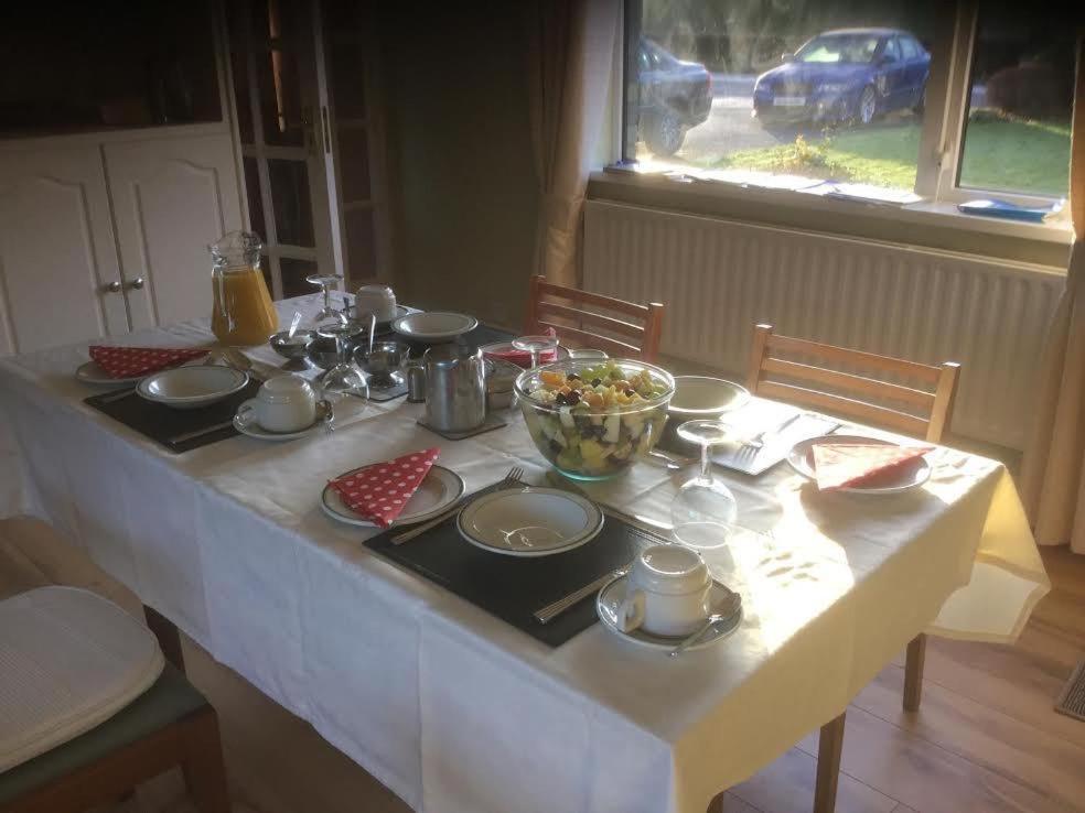 Hillview House Bed and Breakfast Cootehill Eksteriør billede